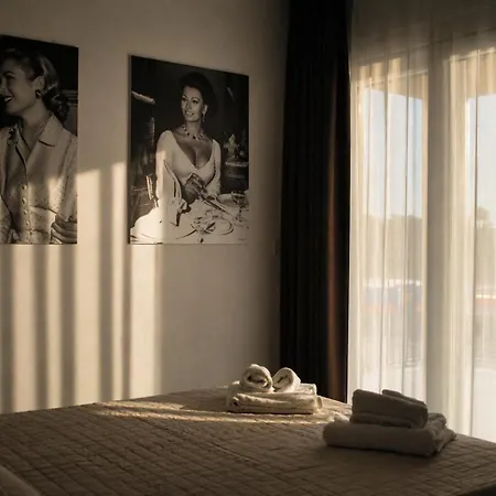 Colonna 4* Bari